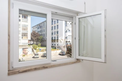 Apartamento T3 para Venda em Seixal, Arrentela e Aldeia de Paio Pires