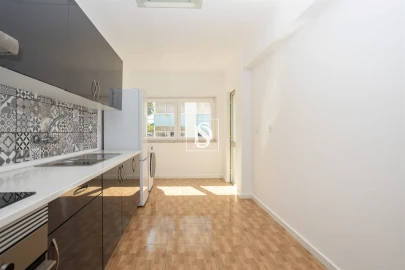 Apartamento T3 para Venda em Seixal, Arrentela e Aldeia de Paio Pires