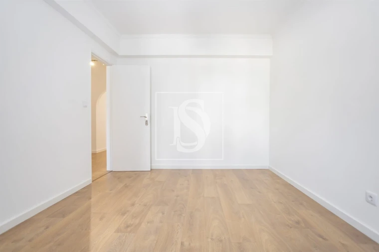 Apartamento T3 para Venda em Seixal, Arrentela e Aldeia de Paio Pires Foto 18