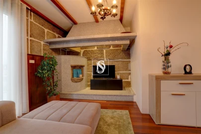 Moradia T3 para Venda em Mujães