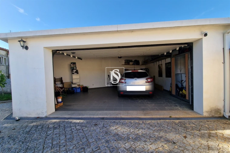 Moradia T3 para Venda em Mujães Foto 28