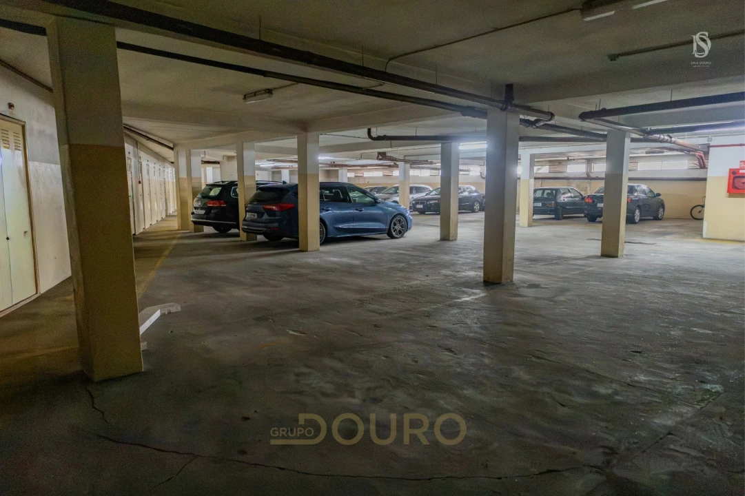 Apartamento T2 para Venda em Sandim, Olival, Lever e Crestuma Foto 21