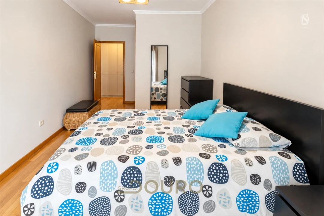 Apartamento T2 para Venda em Sandim, Olival, Lever e Crestuma Foto 11