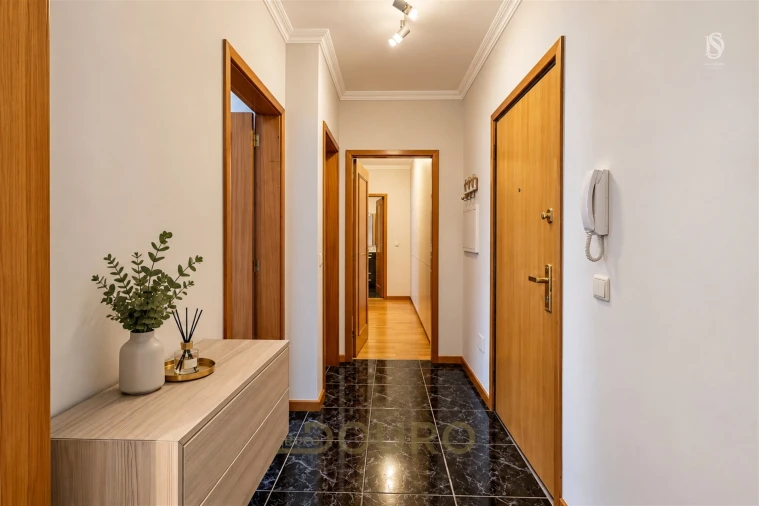 Apartamento T2 para Venda em Sandim, Olival, Lever e Crestuma Foto 5