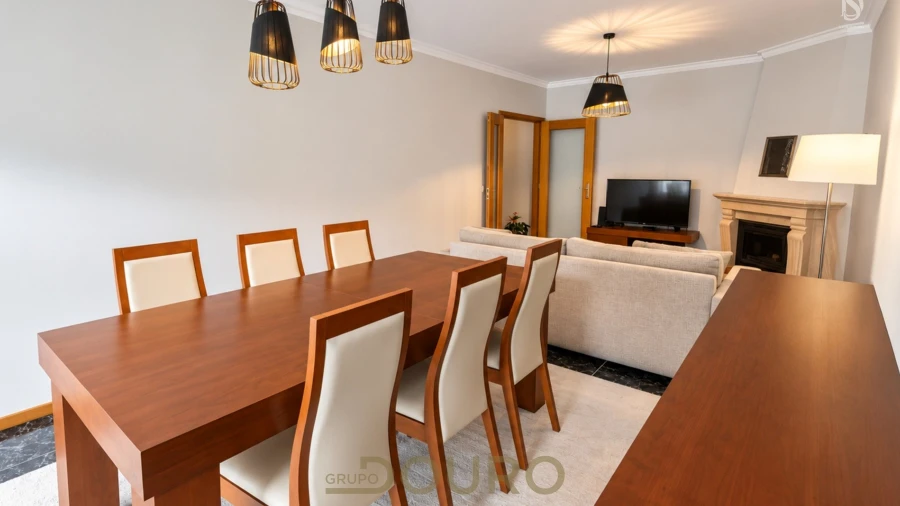 Apartamento T2 para Venda em Sandim, Olival, Lever e Crestuma