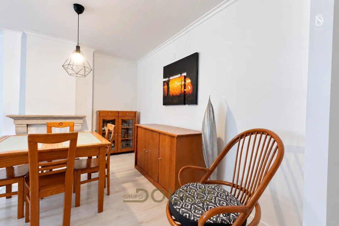 Apartamento T2 para Venda em Canelas Foto 9