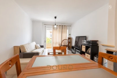 Apartamento T2 para Venda em Canelas