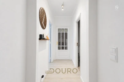 Apartamento T2 para Venda em Canelas