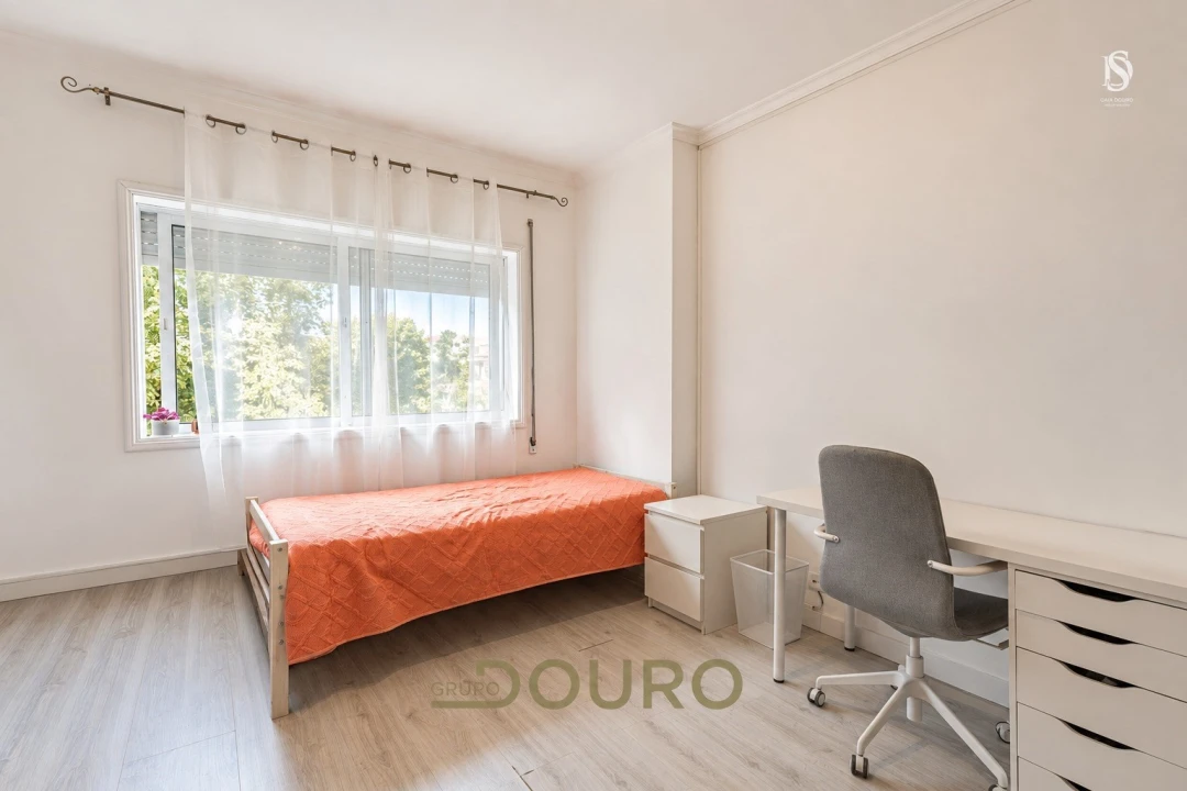 Apartamento T2 para Venda em Canelas Foto 19