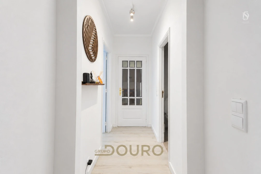 Apartamento T2 para Venda em Canelas Foto 14