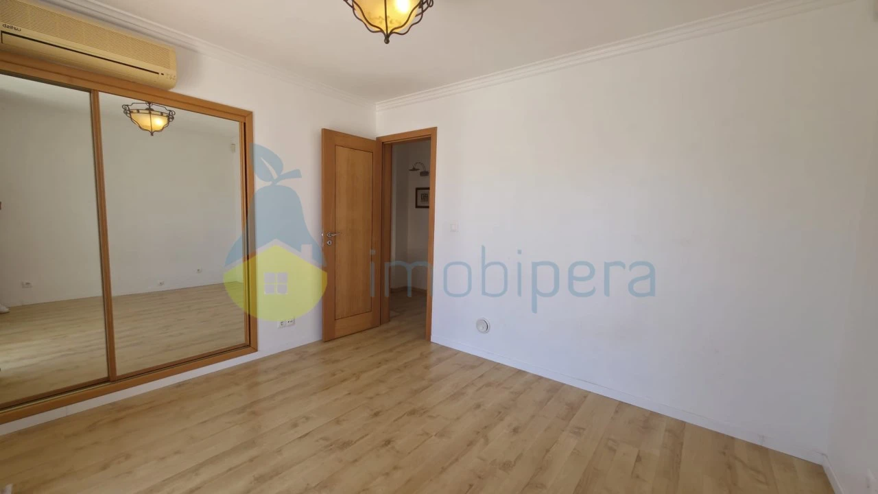 Moradia T2 para Venda em Albufeira e Olhos de Água Foto 8