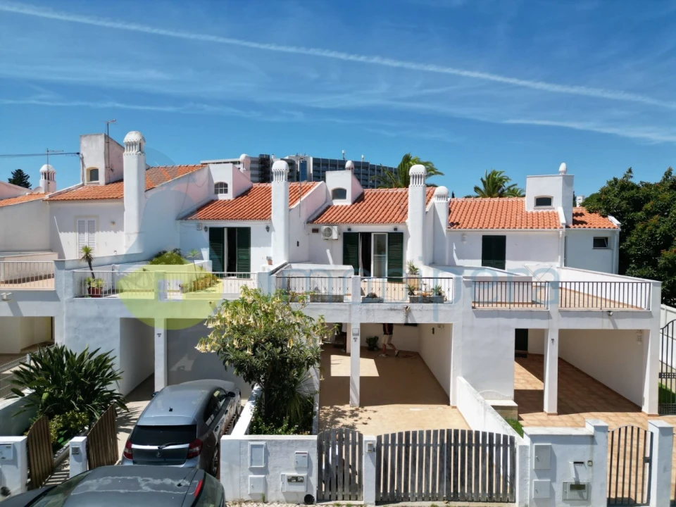 Moradia T2 para Venda em Albufeira e Olhos de Água Foto 10