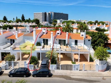 Moradia T2 para Venda em Albufeira e Olhos de Água