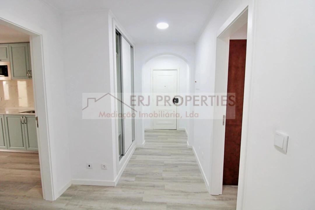 Apartamento T2 para Arrendamento em Monte Gordo Foto 6