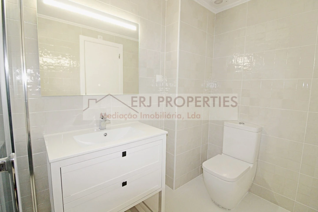 Apartamento T2 para Arrendamento em Monte Gordo Foto 10