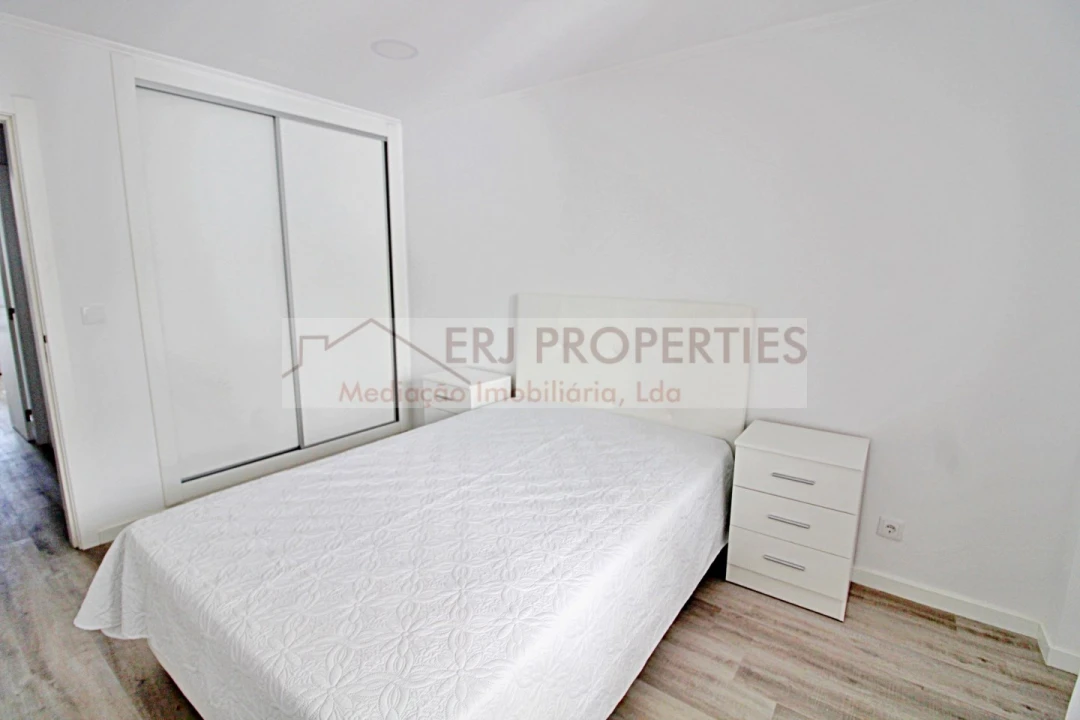 Apartamento T2 para Arrendamento em Monte Gordo Foto 12