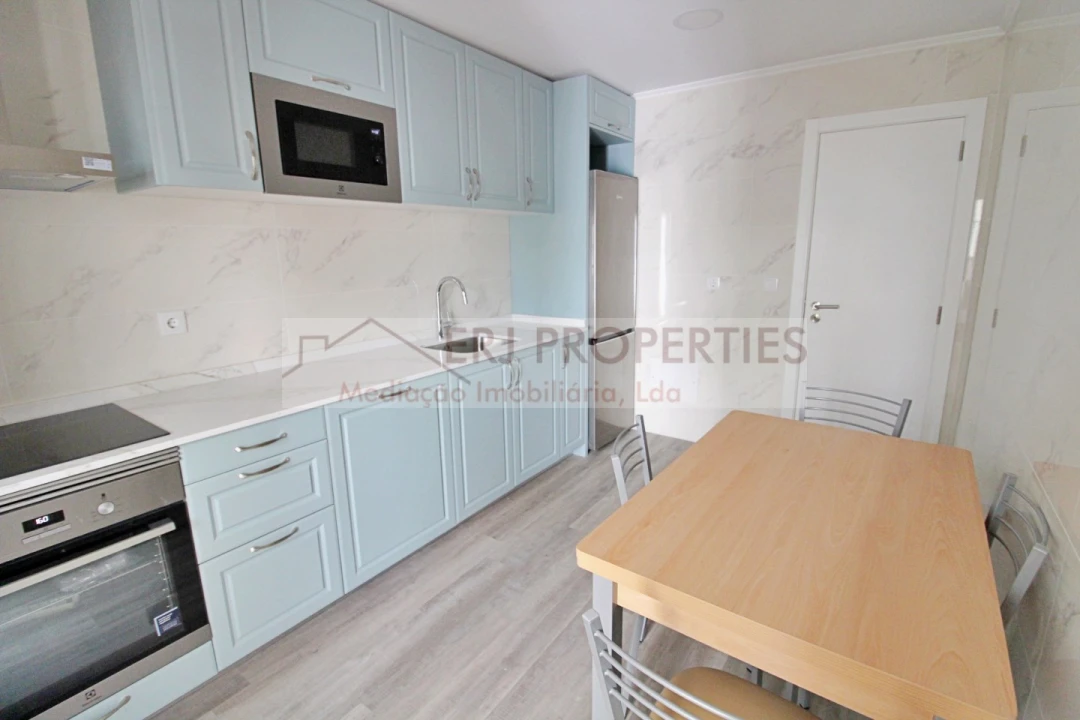Apartamento T2 para Arrendamento em Monte Gordo Foto 14
