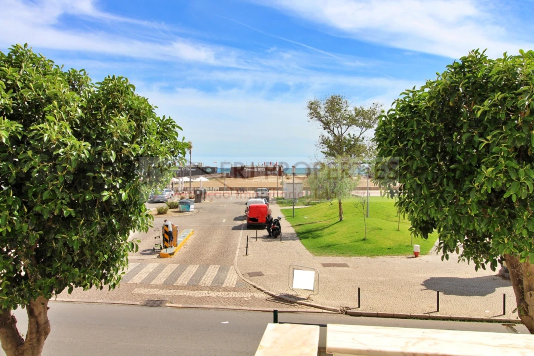 Apartamento T2 para Arrendamento em Monte Gordo Foto 18
