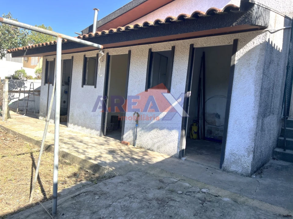 Moradia T6 para Venda em O. Azeméis, Riba-Ul, Ul, Macinhata Seixa, Madail Foto 11