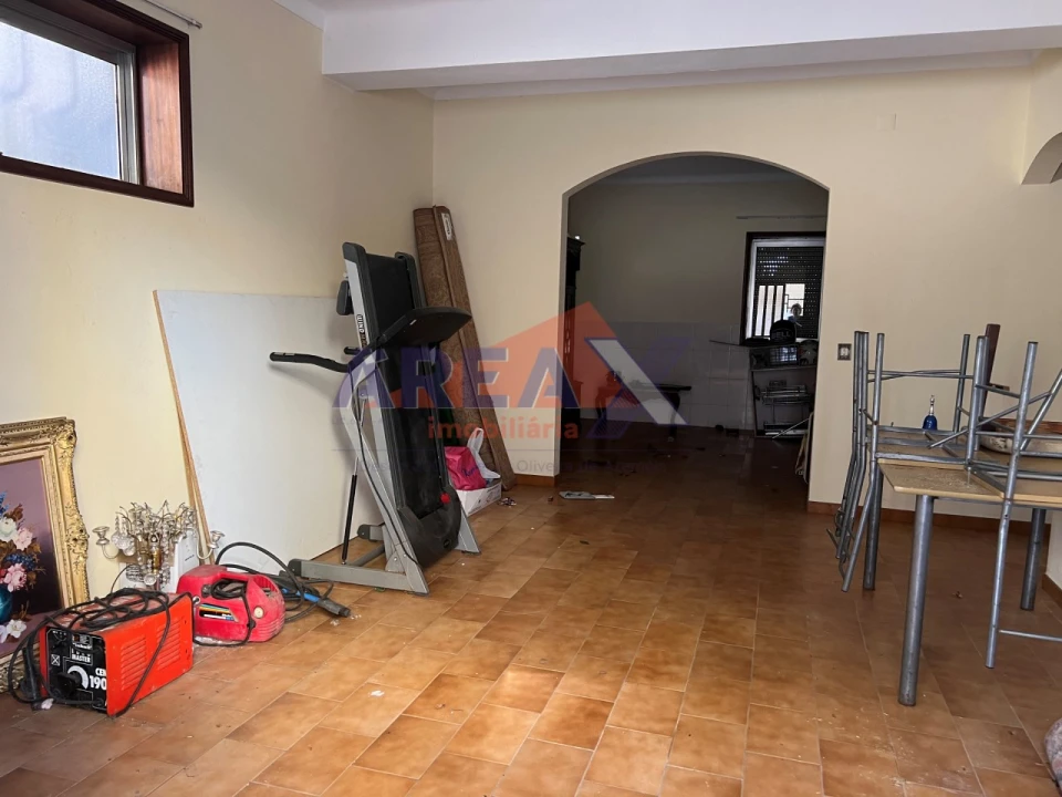 Moradia T6 para Venda em O. Azeméis, Riba-Ul, Ul, Macinhata Seixa, Madail Foto 25