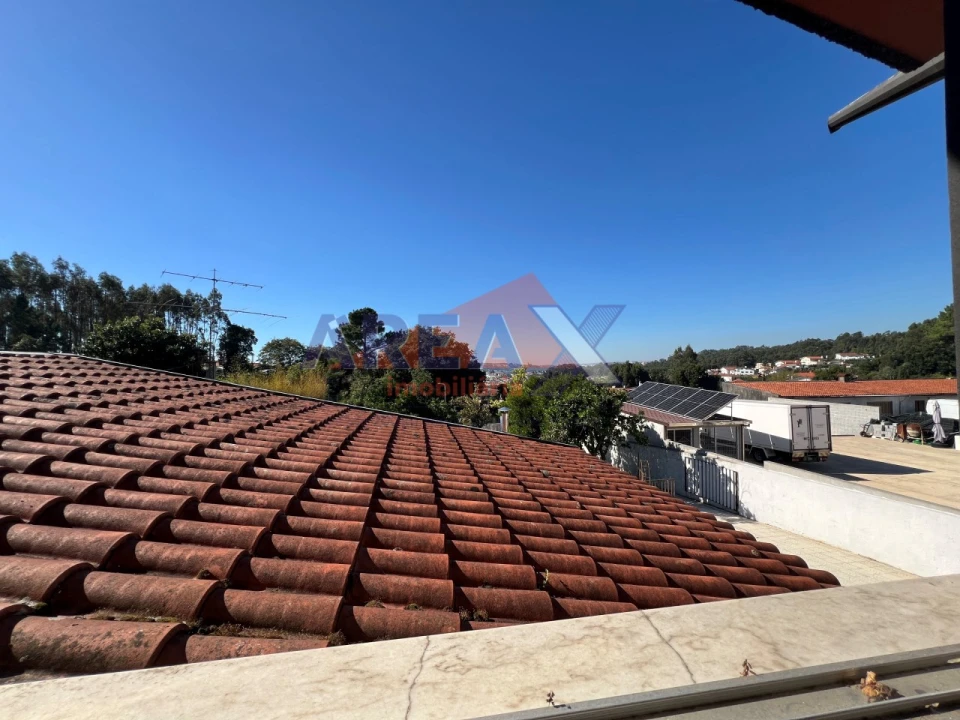 Moradia T6 para Venda em O. Azeméis, Riba-Ul, Ul, Macinhata Seixa, Madail Foto 26