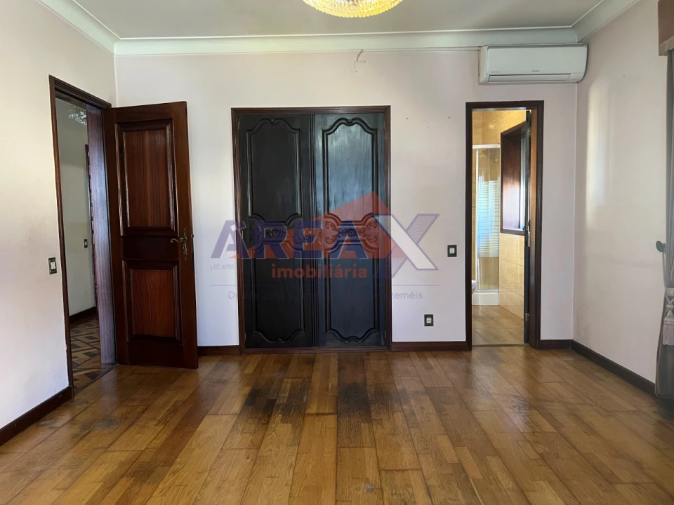 Moradia T6 para Venda em O. Azeméis, Riba-Ul, Ul, Macinhata Seixa, Madail Foto 46