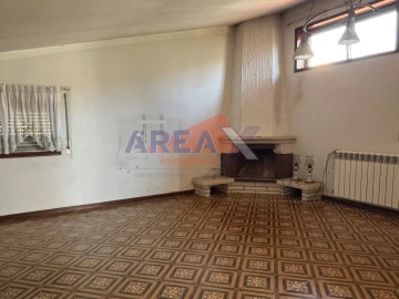 Moradia T6 para Venda em O. Azeméis, Riba-Ul, Ul, Macinhata Seixa, Madail