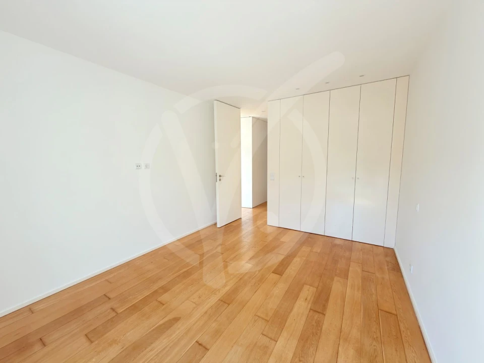 Moradia T4 para Venda em Póvoa de Varzim, Beiriz e Argivai Foto 6