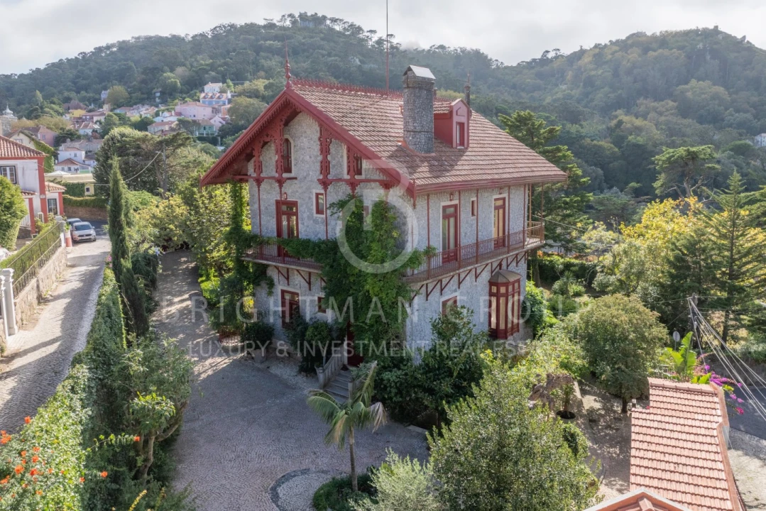 Moradia T6 para Venda em Santa Maria e São Miguel, São Martinho, São Pedro Penaferrim Foto 1