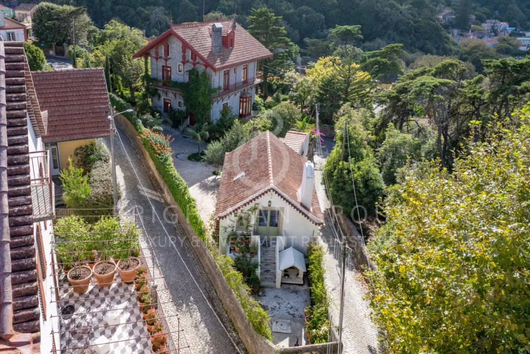 Moradia T6 para Venda em Santa Maria e São Miguel, São Martinho, São Pedro Penaferrim Foto 2