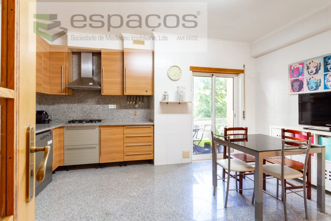 Apartamento T3 para Venda em União das Freguesias de Setúbal Foto 8
