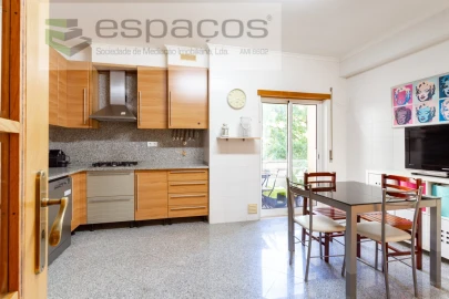 Apartamento T3 para Venda em União das Freguesias de Setúbal