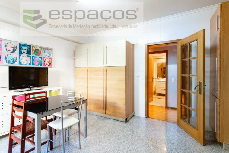 Apartamento T3 para Venda em União das Freguesias de Setúbal Foto 12