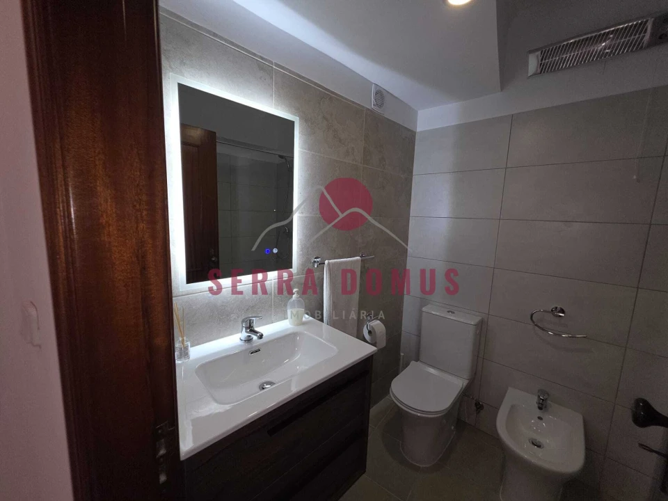 Apartamento T3 para Venda em Algueirão-Mem Martins Foto 12