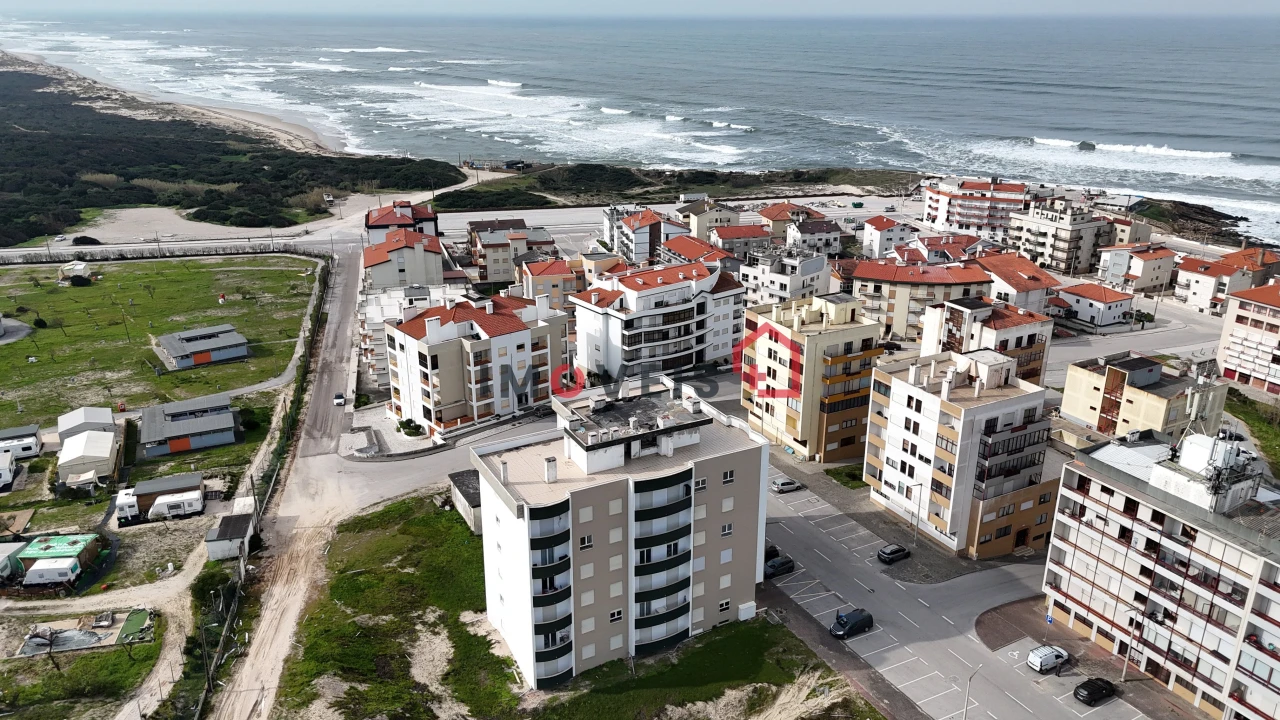 Apartamento T2 para Venda em Coimbrão Foto 1