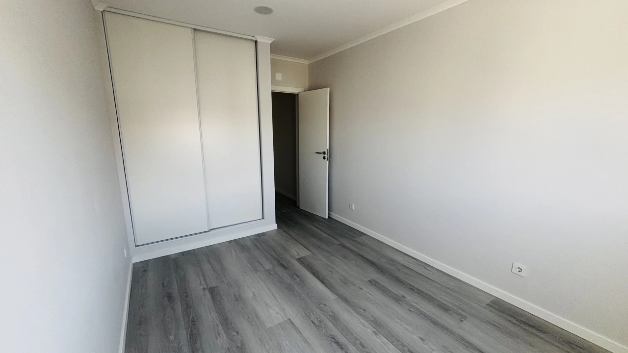 Apartamento T4 para Venda em Amora Foto 20