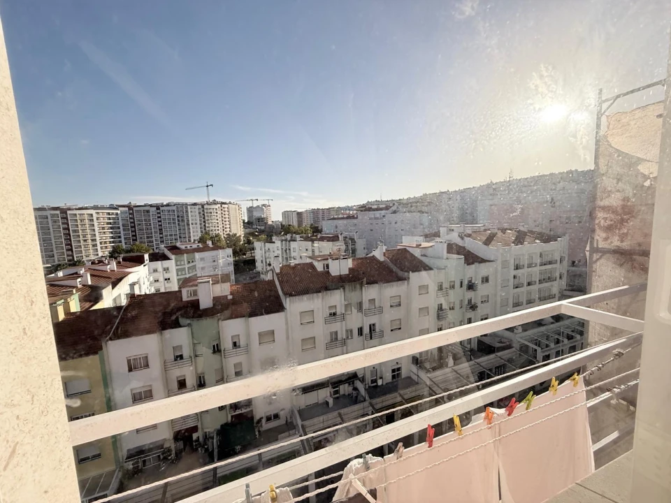 Apartamento T2 para Venda em Corroios Foto 8
