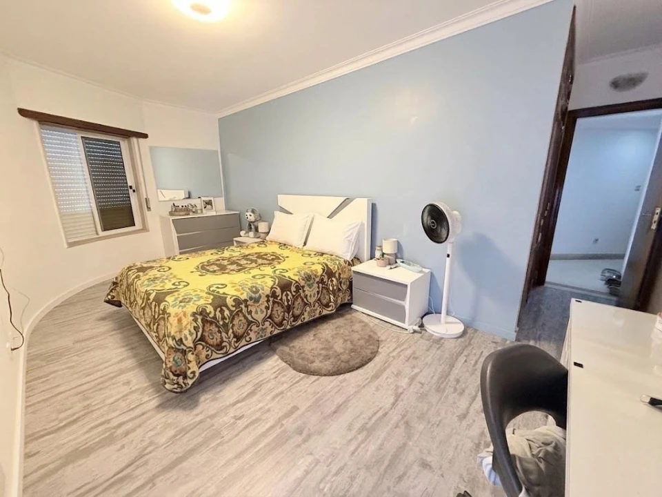 Apartamento T2 para Venda em Corroios Foto 20