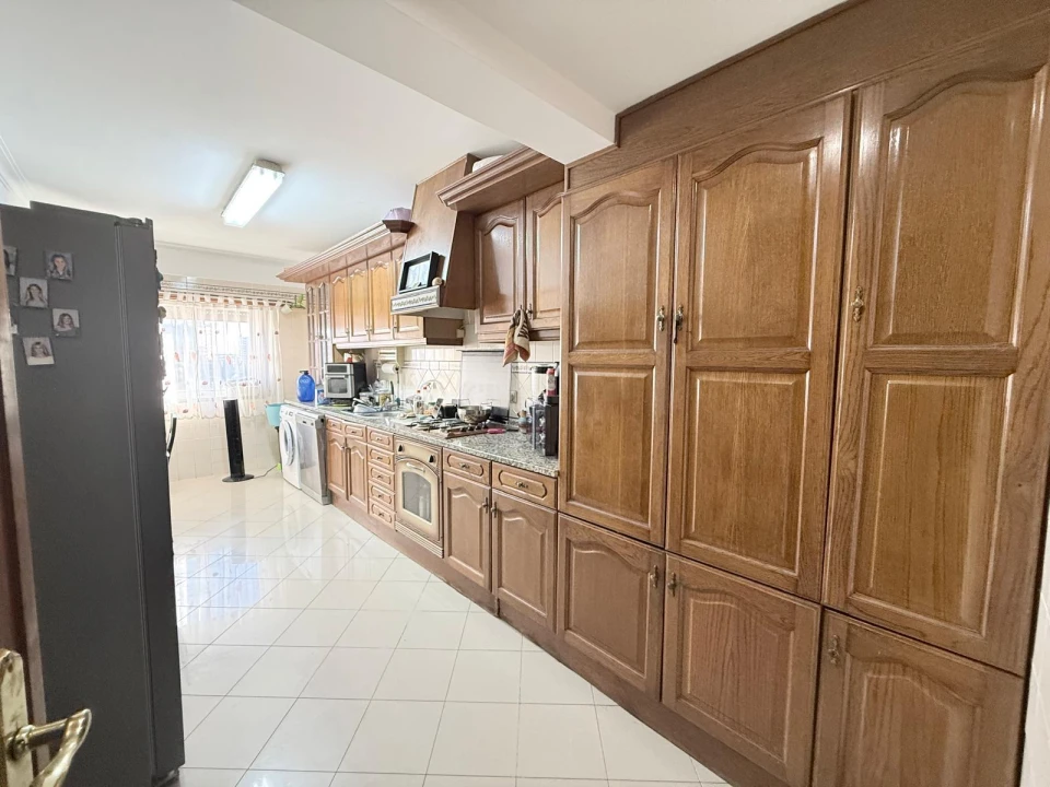 Apartamento T2 para Venda em Corroios Foto 4