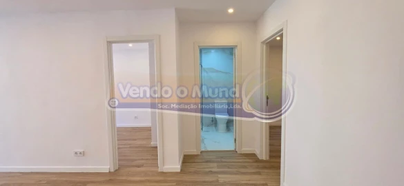 Apartamento T2 para Venda em Encosta do Sol