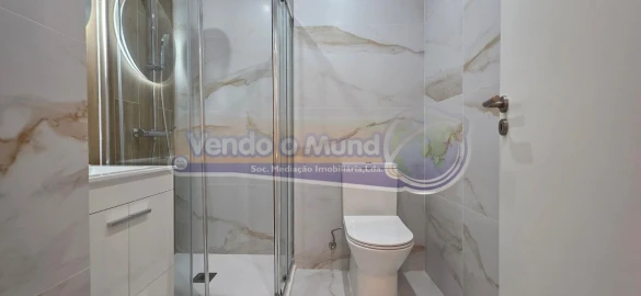 Apartamento T2 para Venda em Encosta do Sol