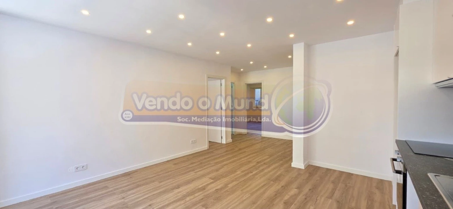 Apartamento T2 para Venda em Encosta do Sol Foto 6