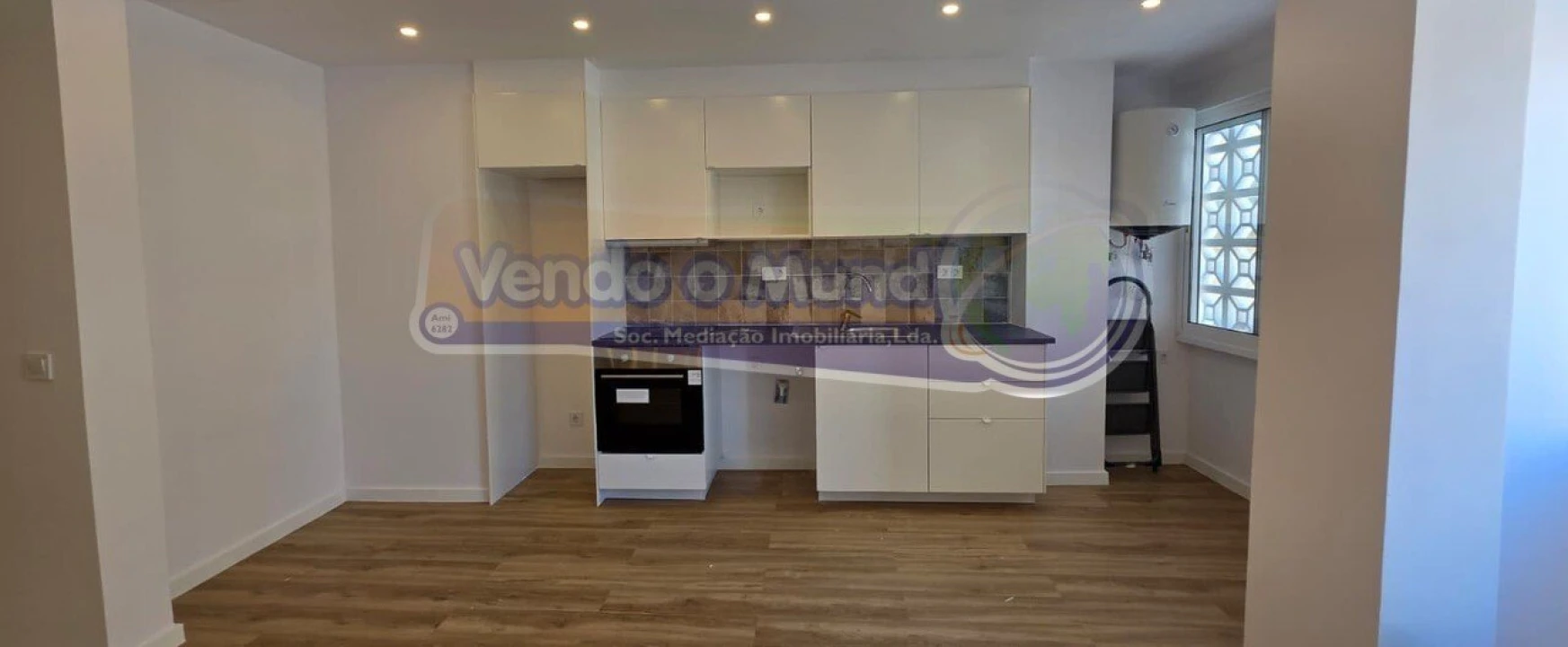 Apartamento T2 para Venda em Encosta do Sol Foto 2