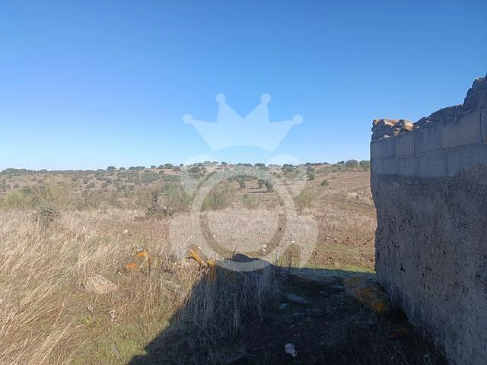 Moradia T3 para Venda em Reguengos de Monsaraz Foto 1