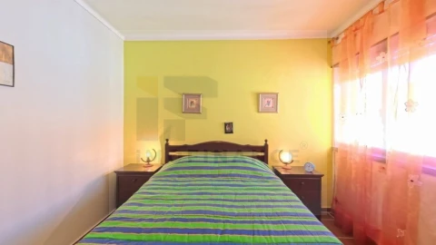 Apartamento T2 para Venda em Atouguia da Baleia