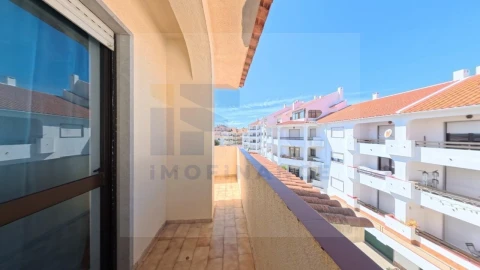 Apartamento T2 para Venda em Atouguia da Baleia