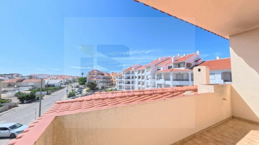 Apartamento T2 para Venda em Atouguia da Baleia