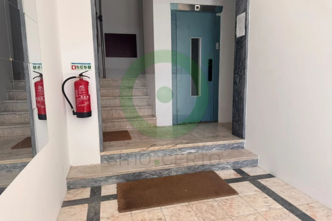 Apartamento T3 para Venda em Charneca de Caparica e Sobreda Foto 20