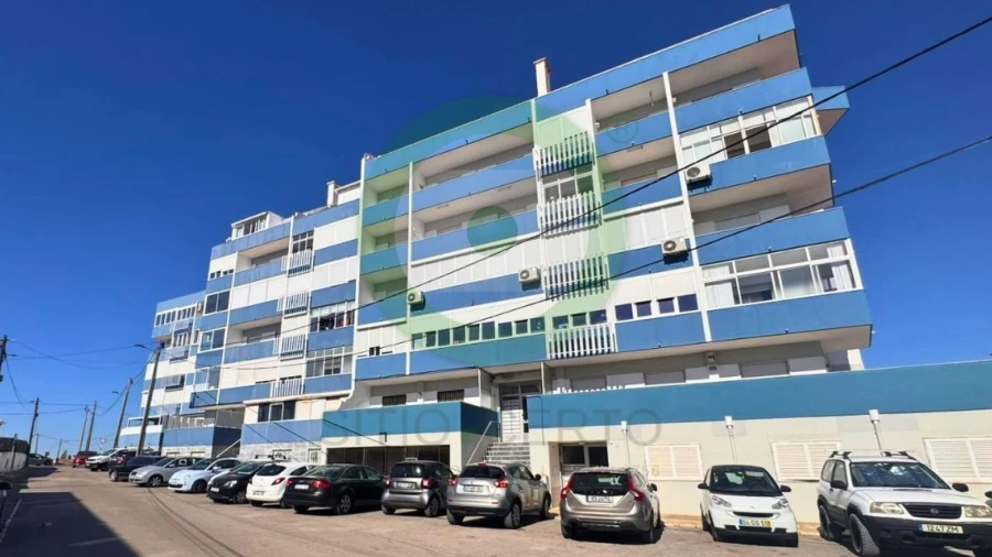 Apartamento T3 para Venda em Charneca de Caparica e Sobreda