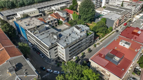 Loja para Venda em Urgezes